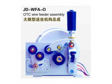 大板型送絲機構總成，主要用于金島JD-WF-2000B多功能送絲機，與大阪型焊槍配套，優秀的主電機與減速器，能夠保證正常使用6000小時以上，且終身不許要拆開保養機油。